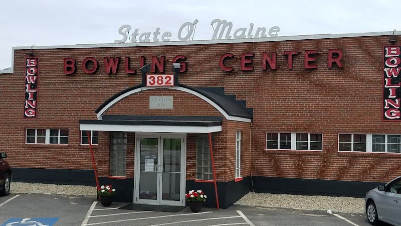 Interior view of Big 20 Bowling Center bowling alley