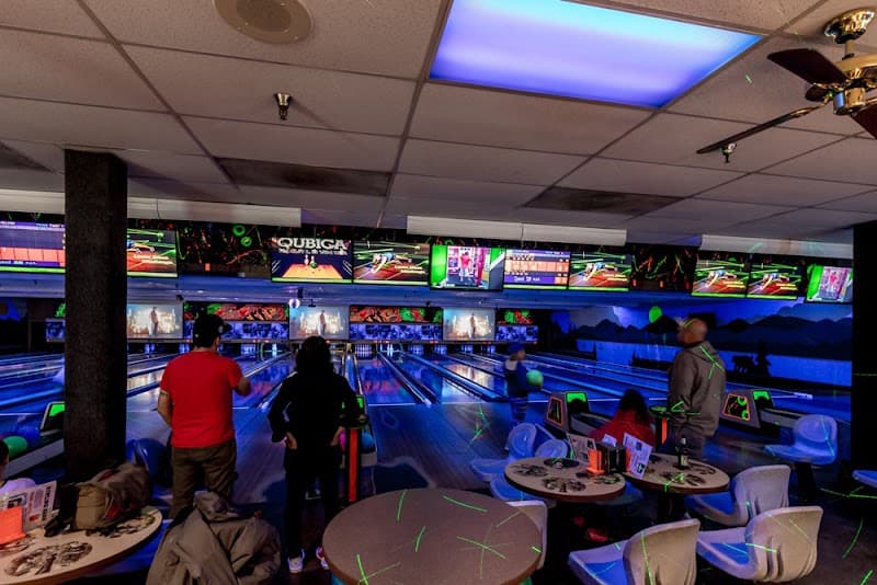 Interior view of Big Bear Bowling Barn bowling alley