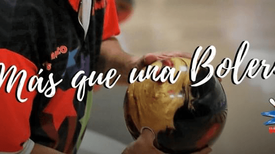 Interior view of Bolera Caribe bowling alley