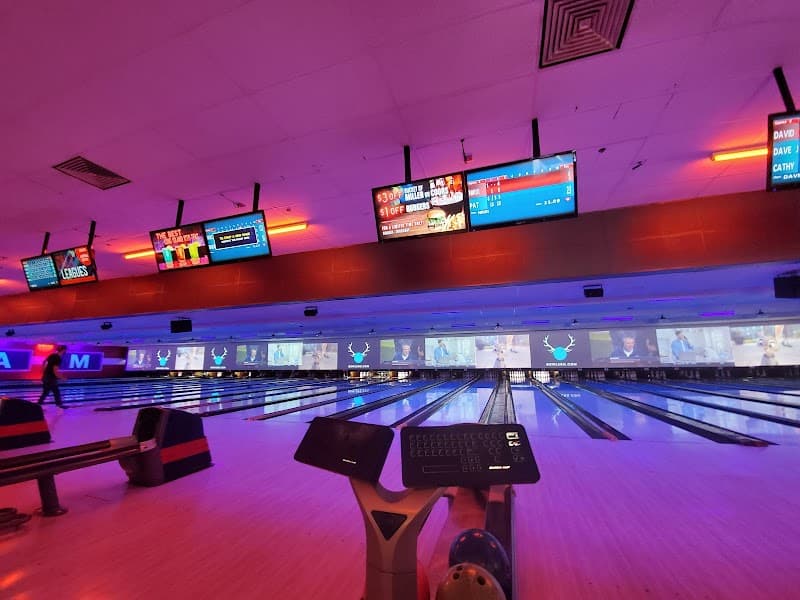 Interior view of Bowlero Lakeside bowling alley