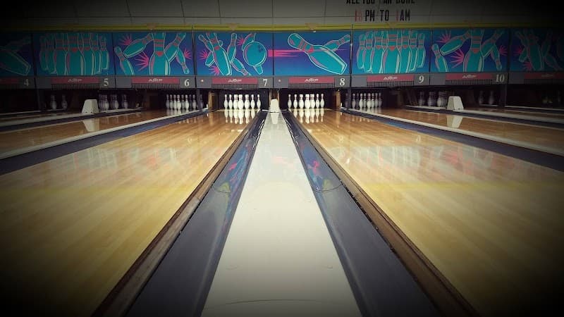 Interior view of Conway Family Bowl bowling alley