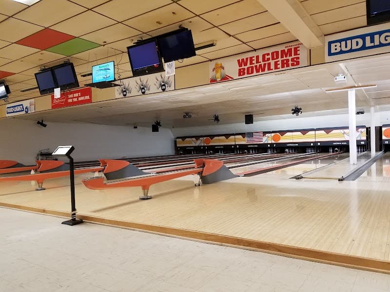 Interior view of Hastings Bowl bowling alley