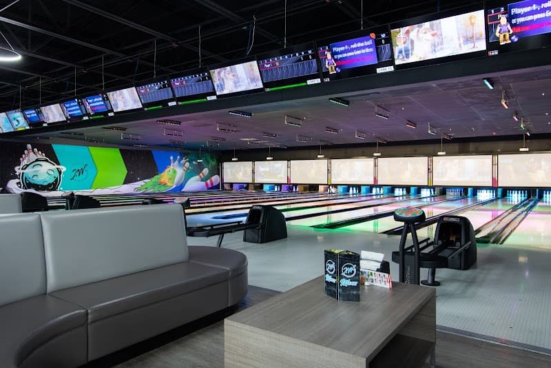 Interior view of Jumping World - El Paso bowling alley