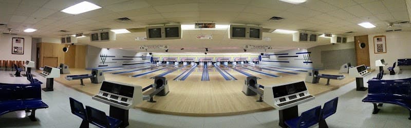 Interior view of Lewistown Lanes bowling alley