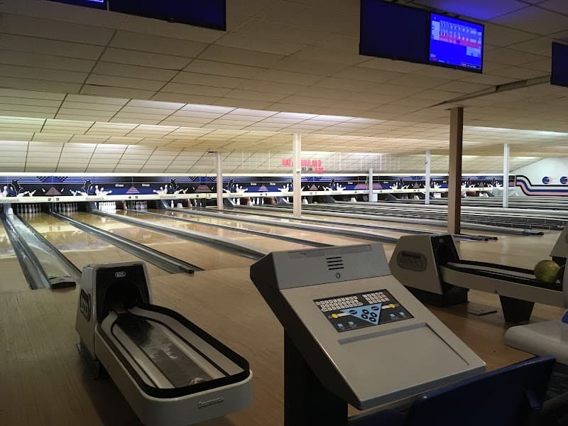 Interior view of Lincoln Lanes bowling alley