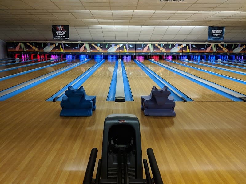 Interior view of Manor Lanes Bowling bowling alley