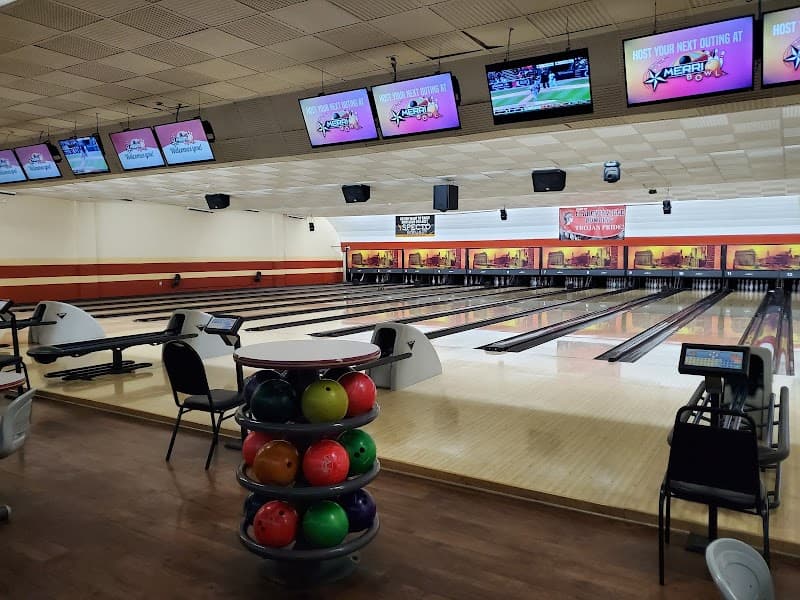 Interior view of Merri-Bowl Lanes bowling alley