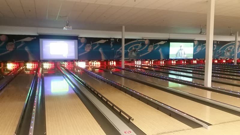 Interior view of Merrimack Ten Pin bowling alley
