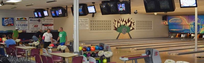 Interior view of Plaza Lanes Celina bowling alley