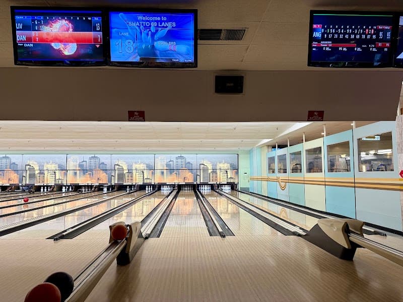 Interior view of Shatto 39 Lanes bowling alley