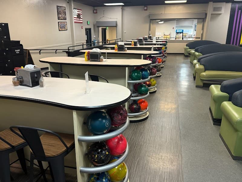 Interior view of Star Valley Station: Skyview Lanes, Some Dude’s Pizza, Salt River Cinemas bowling alley