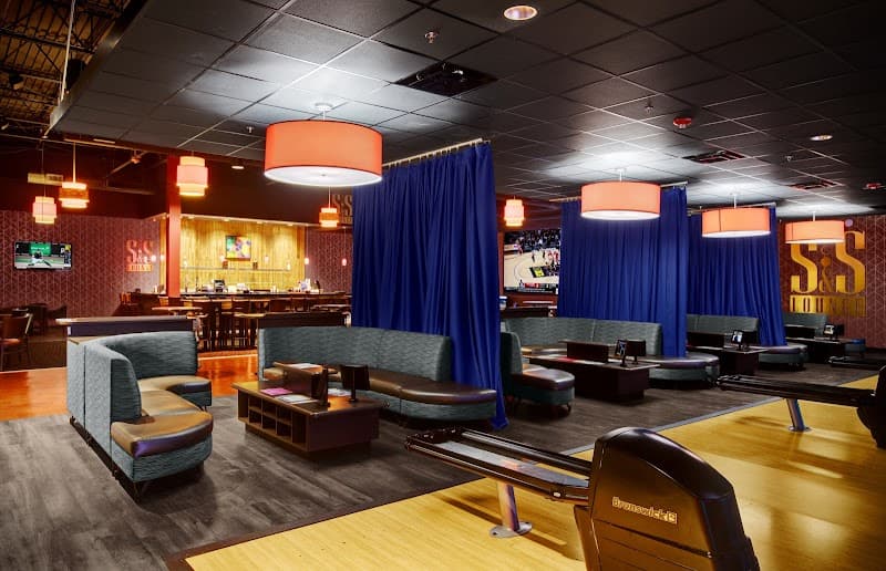 Interior view of Stars and Strikes Myrtle Beach bowling alley