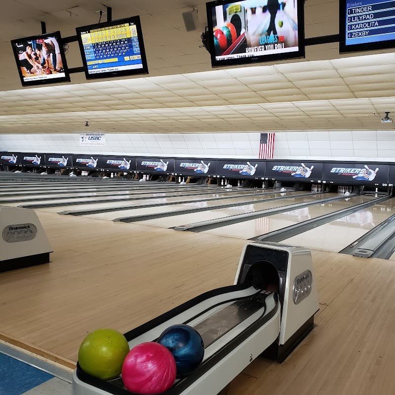 Interior view of Strikers of Brookfield bowling alley