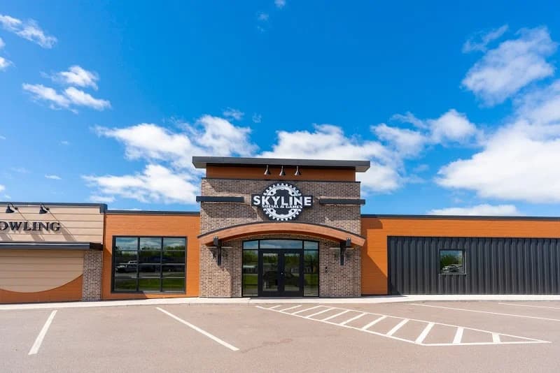 Skyline Social & Games - Image 10