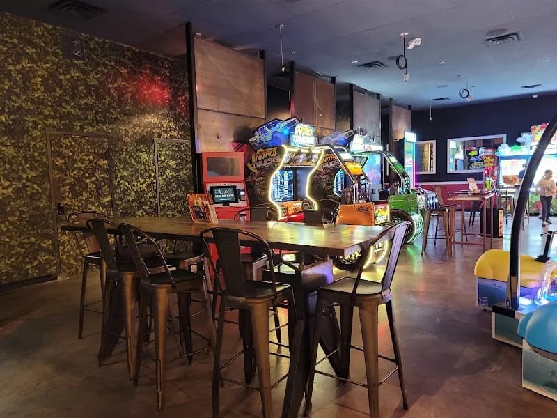 Lucky Strike Woodlands - Image 10