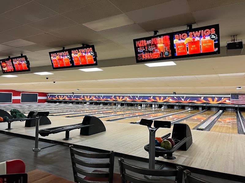 AMF University Lanes - Image 1