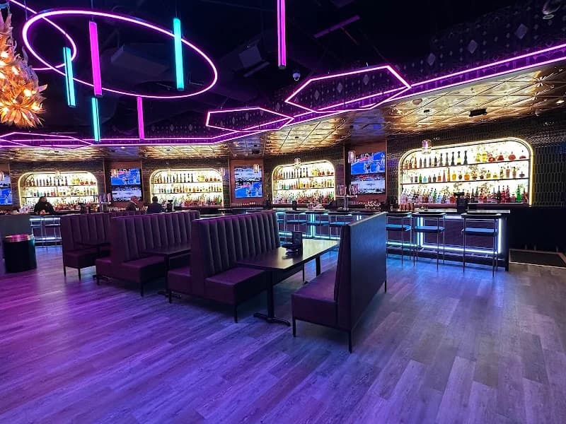 Lucky Strike Beverly Hills - Image 1