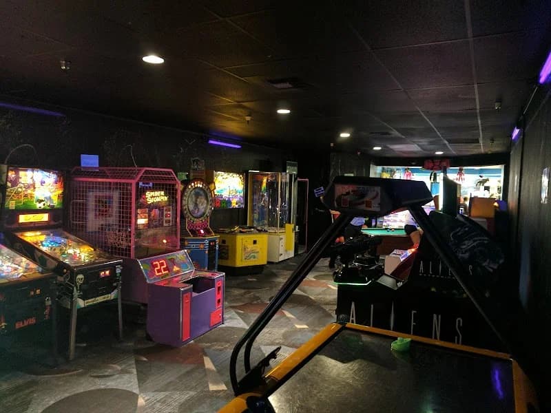 Mira Mesa Lanes - Image 8