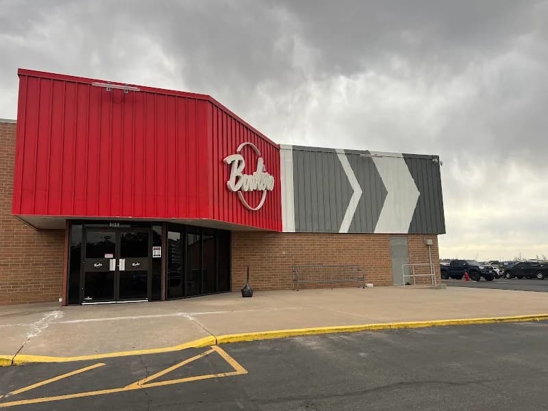 Bowlero Westminster - Image 4