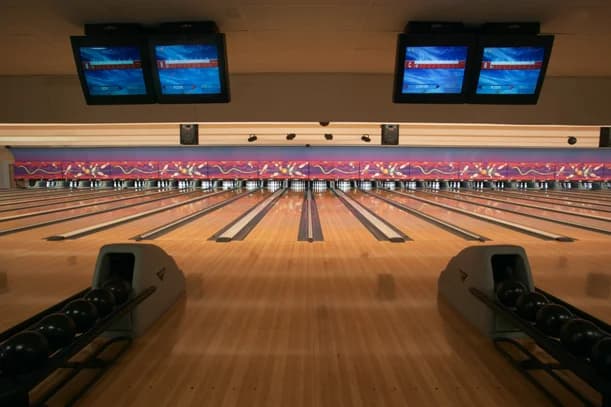 HPL Bowling Center - Image 1