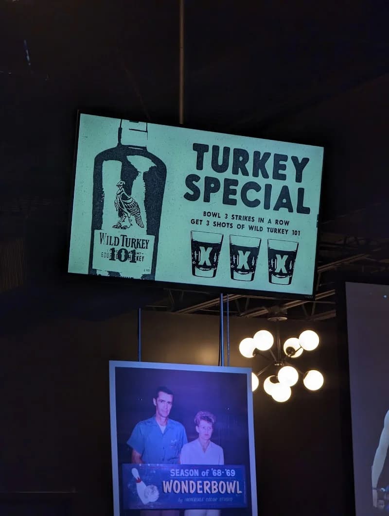 Bob & Willie's Wonderbowl - Blue Sky - Image 2