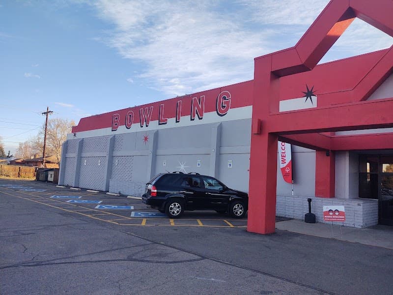 Bowlero Englewood - Image 4