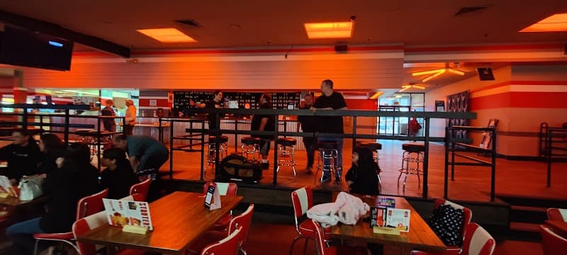 Bowlero Englewood - Image 6