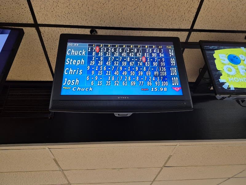 100 Nickel at Chipper's Lanes - Live Music, Bowling, Arcade - Image 9