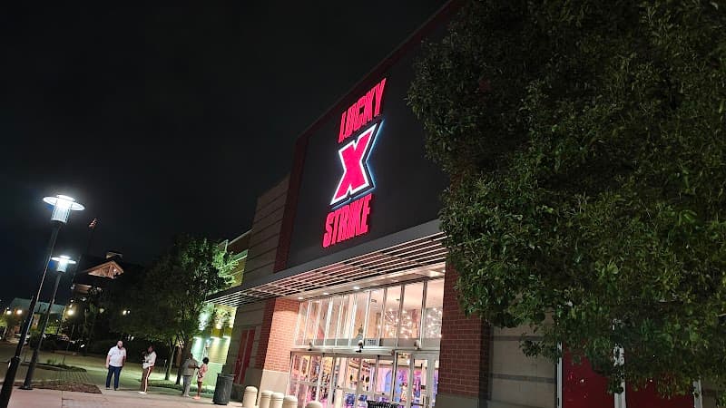 Lucky Strike Northfield - Image 5