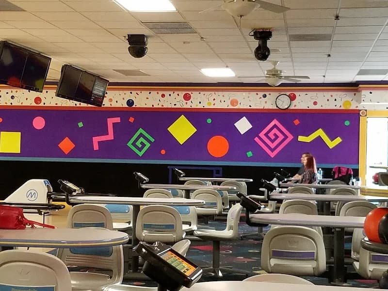 Severna Park Bowling Lanes - Image 8