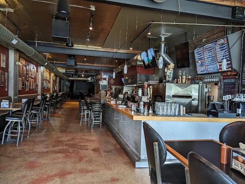 Moe's Original BBQ - Image 4