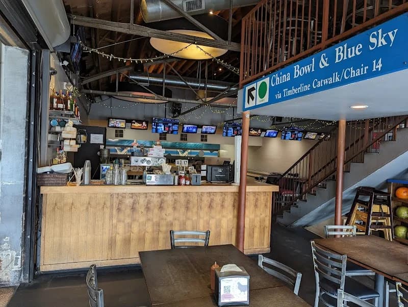 Moe's Original BBQ - Image 8