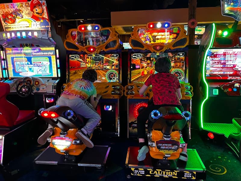 Stars and Strikes - Image 9