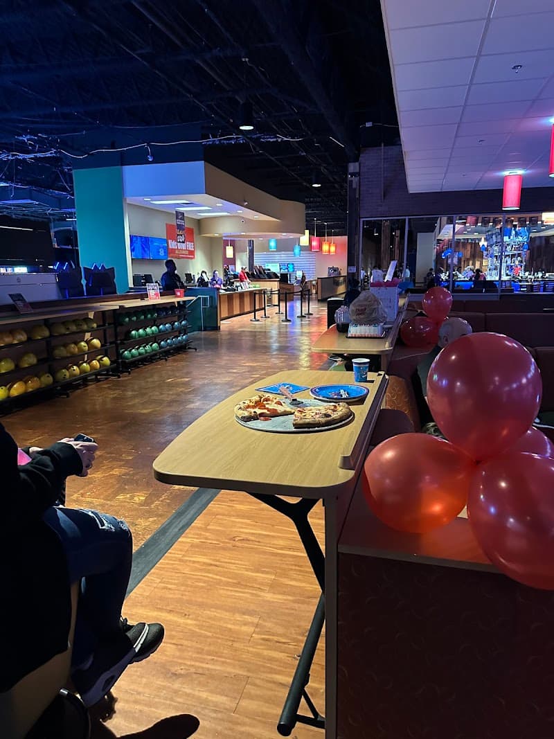 Stars and Strikes - Image 10