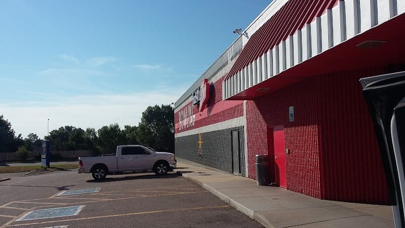 Bowlero Lakewood - Image 4