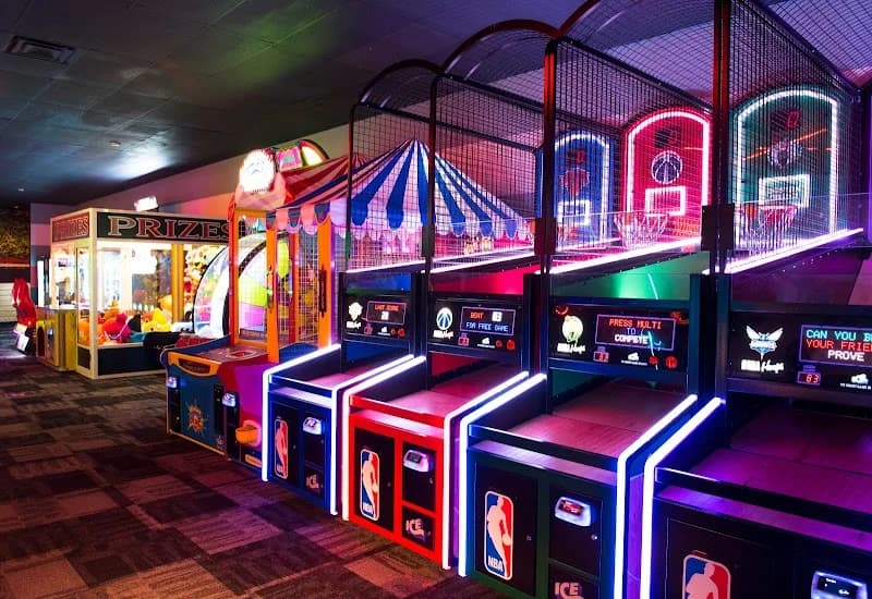 Lucky Strike Timonium - Image 3